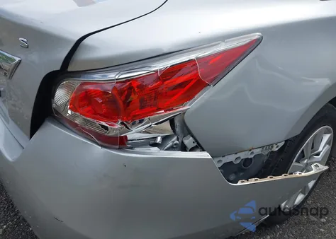 2015 Nissan Altima 2.5 S from USA, damaged, VIN 1N4AL3AP3FN872375